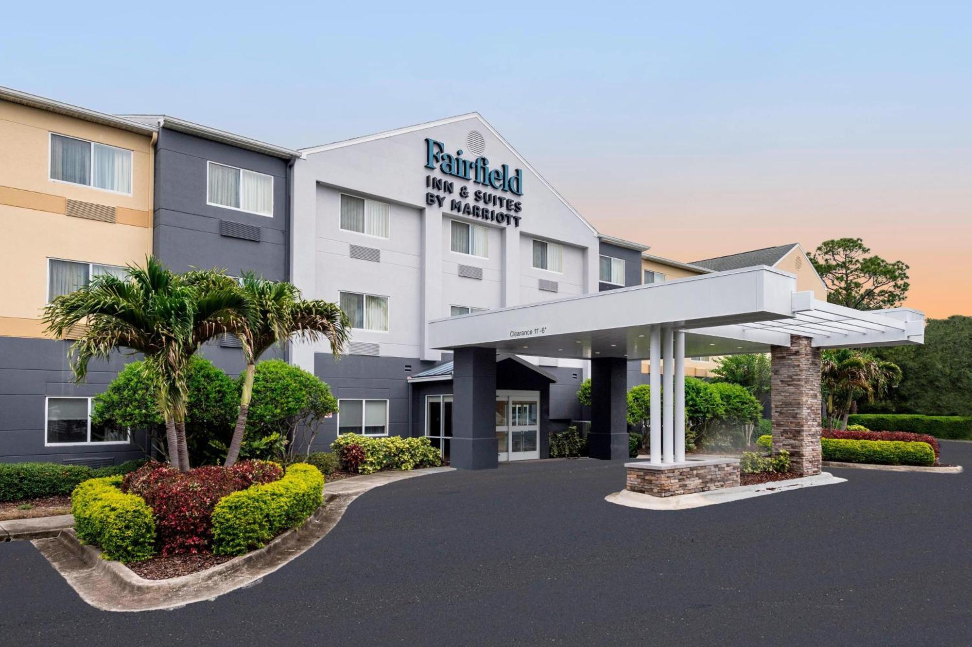 Fairfield Inn And Suites St Petersburg Clearwater Pinellas Park Exterior photo